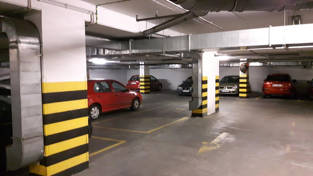 Dgm Apartment Warszawa Eksteriør bilde